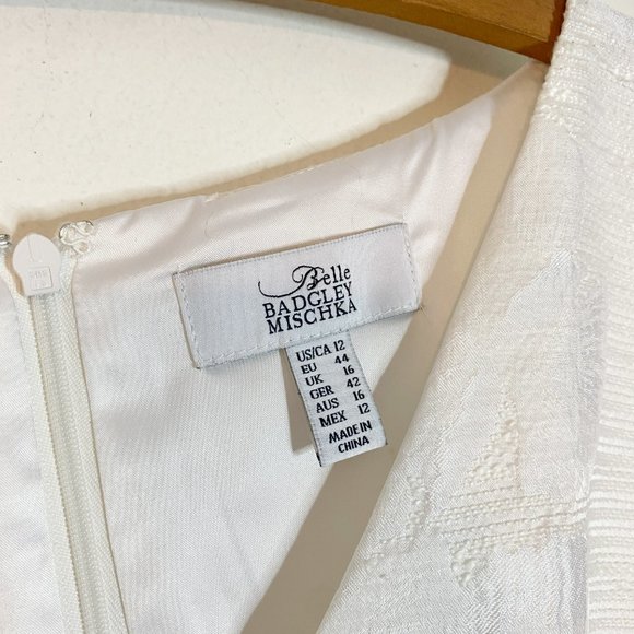 Belle Badgley Mischka Ivory Textured Bell Sleeve Dress Size 12 Floral Crochet - Picture 3 of 5